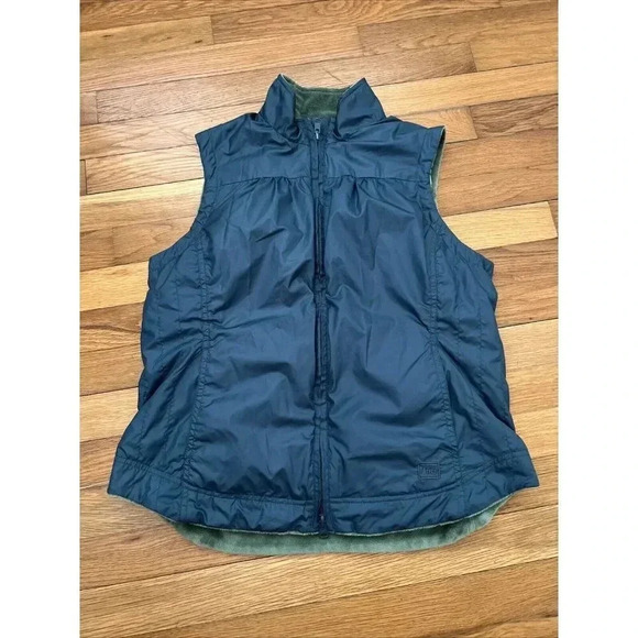 REI Jackets & Blazers - REI Women's Fleece Reversible Green/Teal Zip Vest Size M